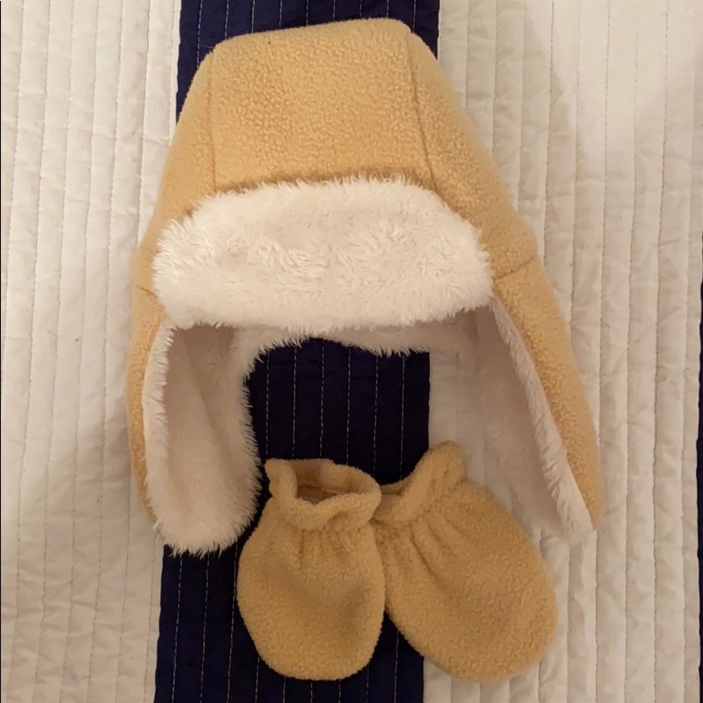 Hudson baby hat and mittens